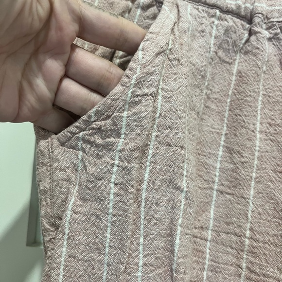 Women’s Blazer Reitmans sz 20 linen blend. Chest:46.5 in, waist 41.5 in, Hips 49 - Picture 8 of 9